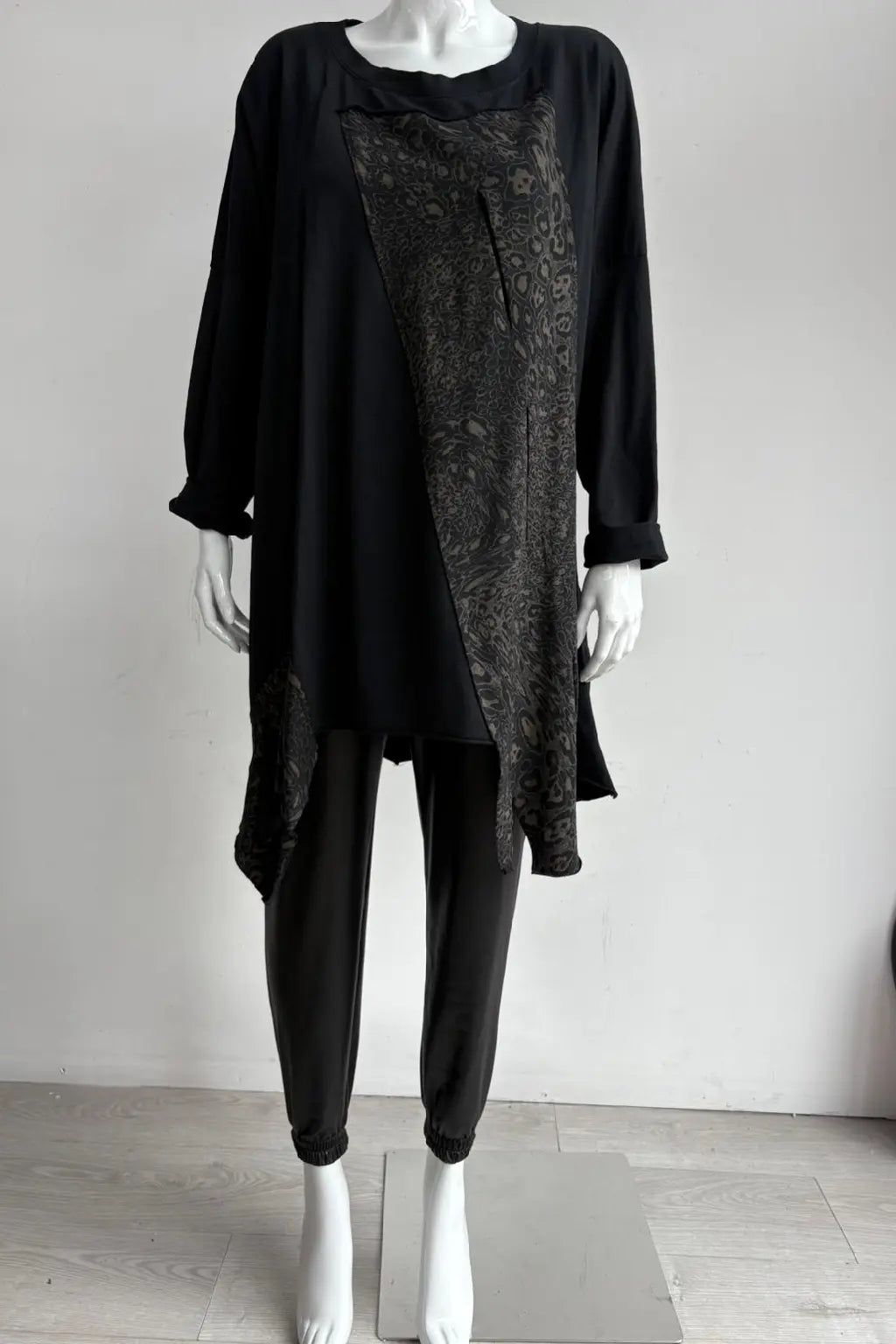 Made in Italy Leopard Trim Sweat Top