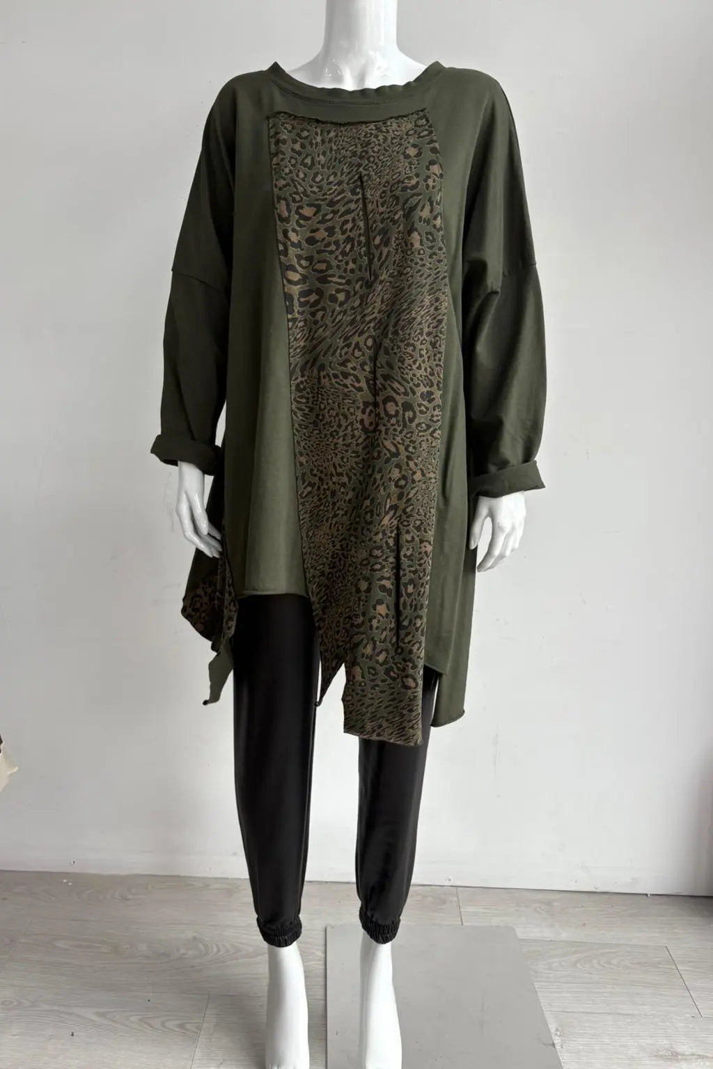 Made in Italy Leopard Trim Sweat Top