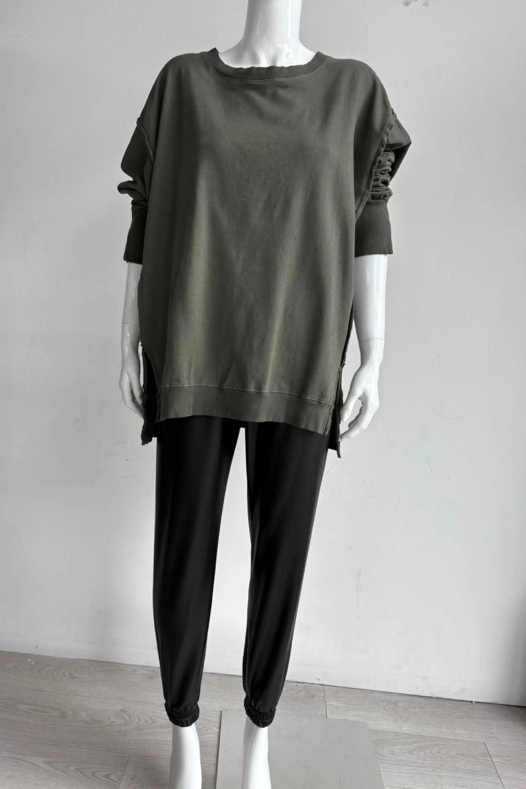 Made in Italy Split Hem Sweat Lagenlook