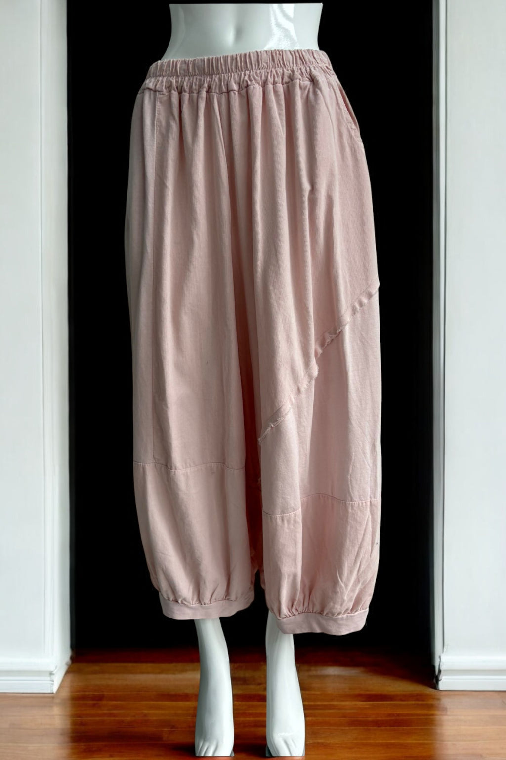 Made In Italy Corduroy Balloon Pant Lagenlook