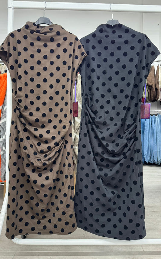 Chic Black Polka Dot Midi Dress