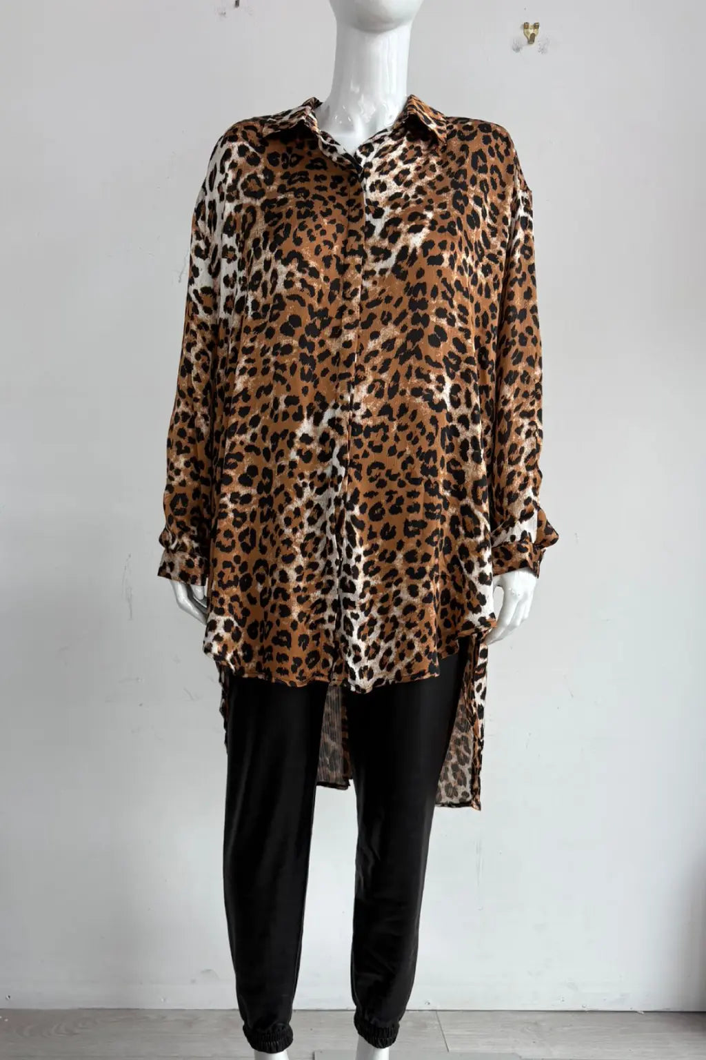 Women's Leopard Print High Low Shirt