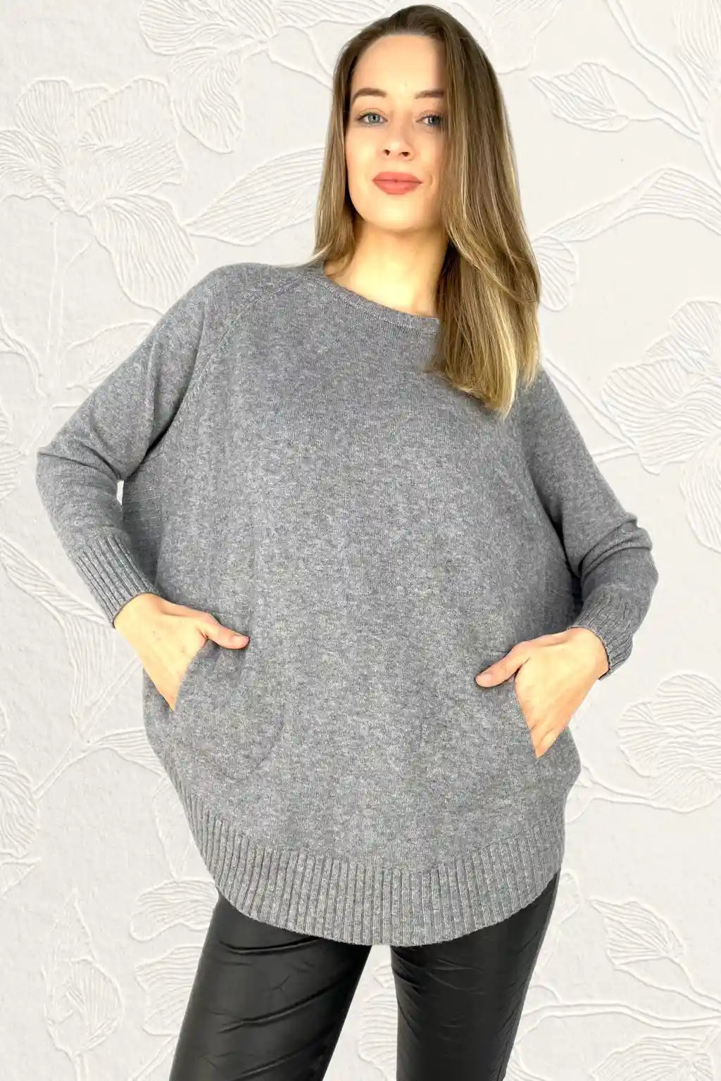Made in Italy Soft Circle Bottom Knit