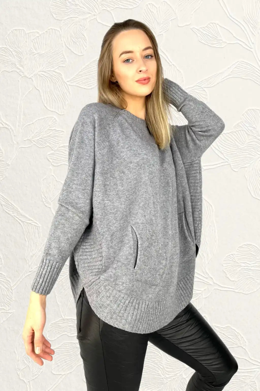 Made in Italy Soft Circle Bottom Knit
