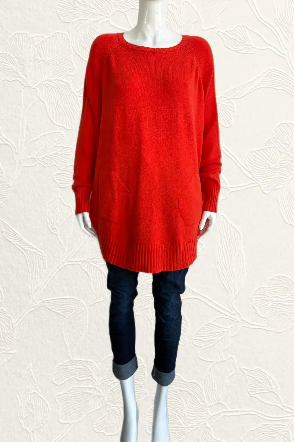 Made in Italy Soft Circle Bottom Knit