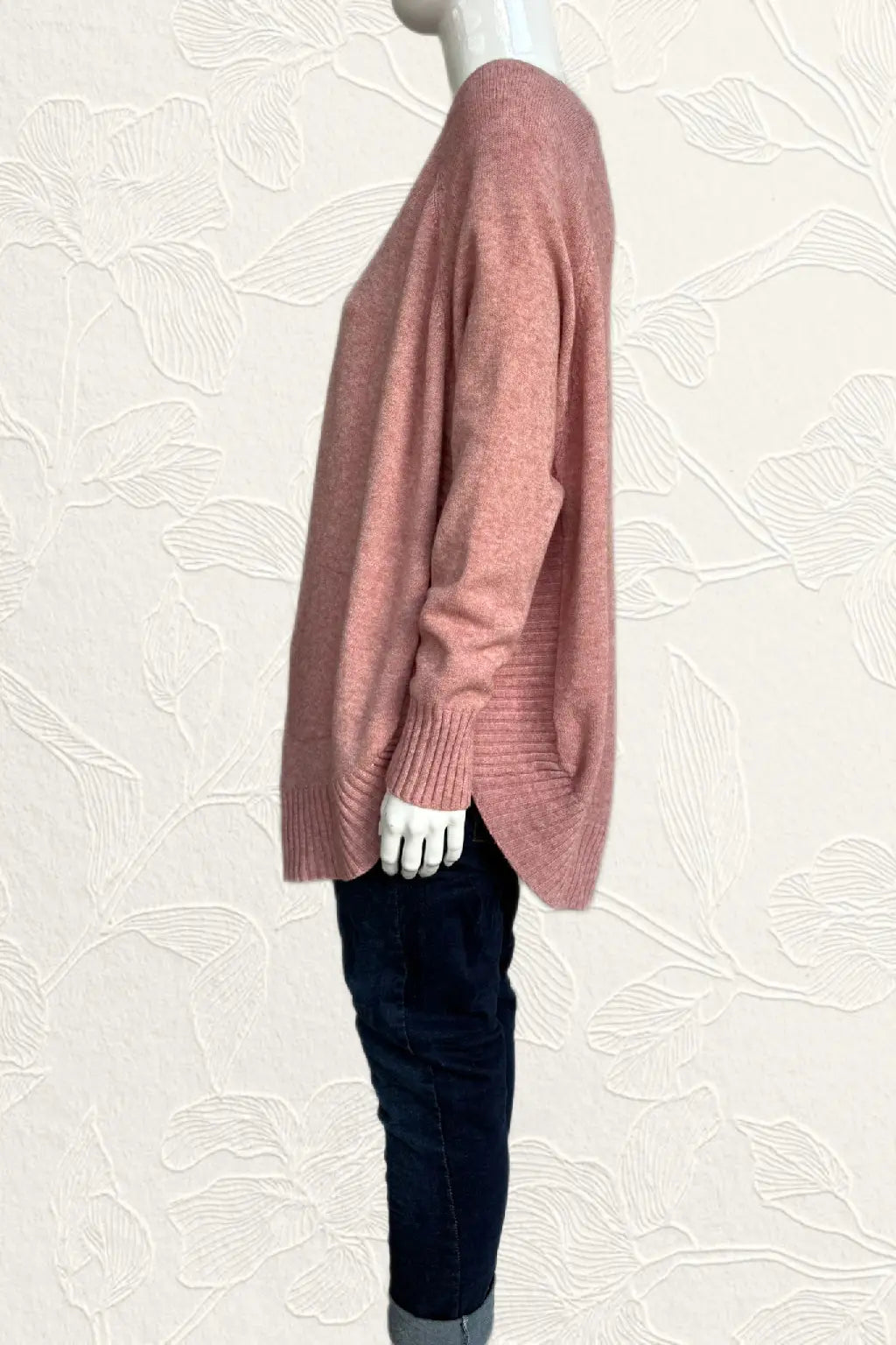 Made in Italy Soft Circle Bottom Knit