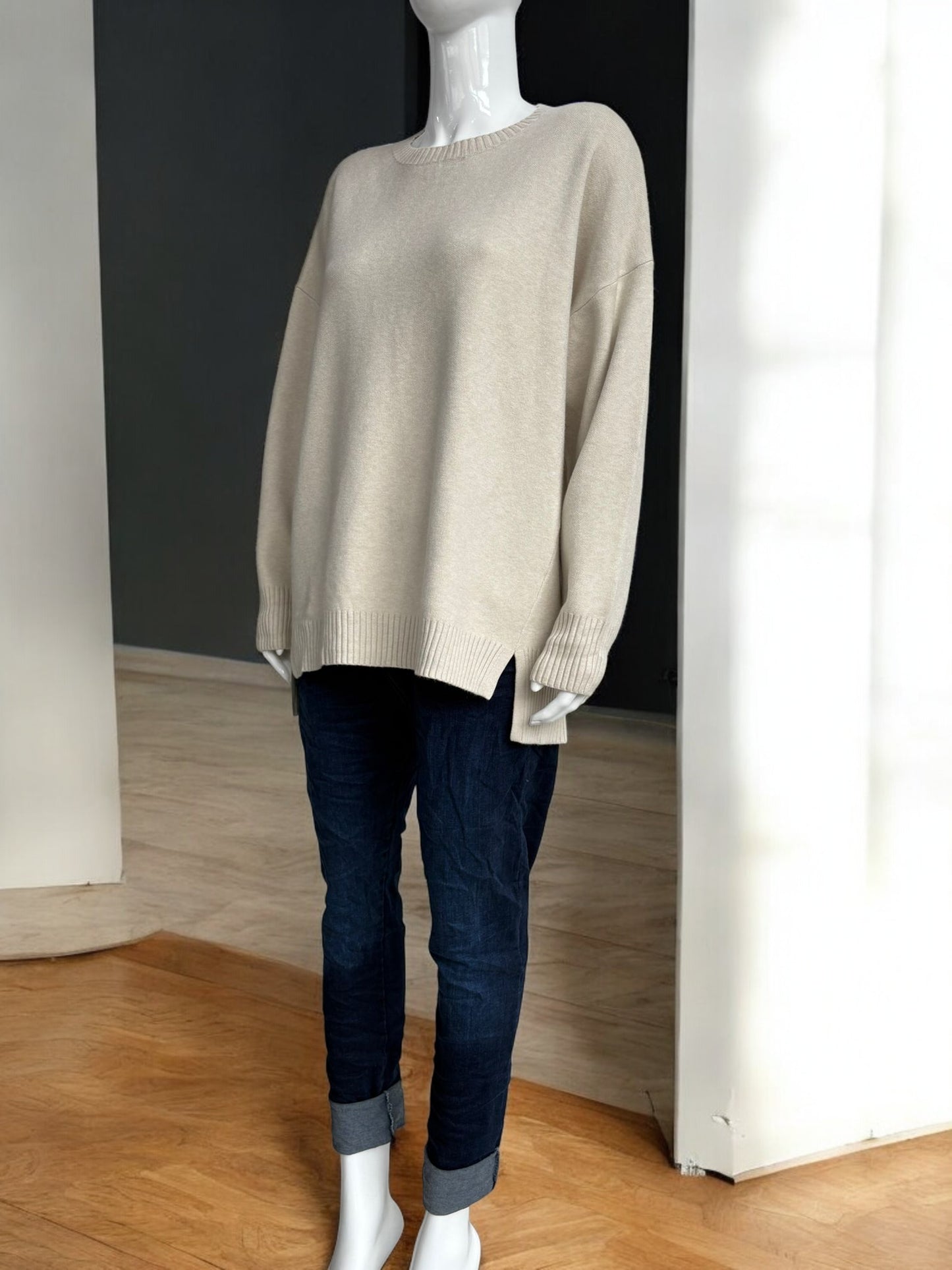 Made in Italy Soft Knit Split Hem Jumper