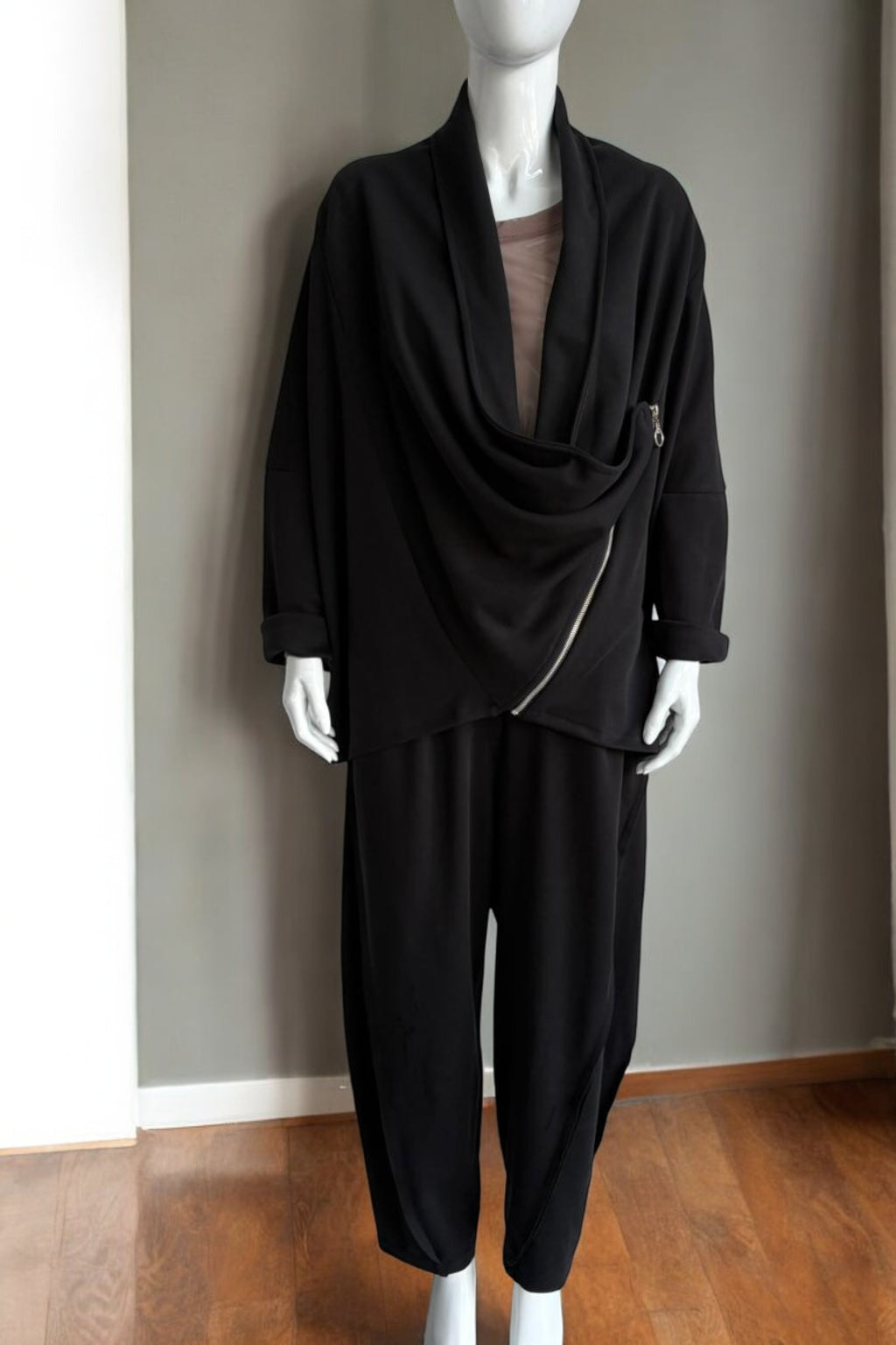 Asymmetrical Draped Zip Jacket Lagenlook