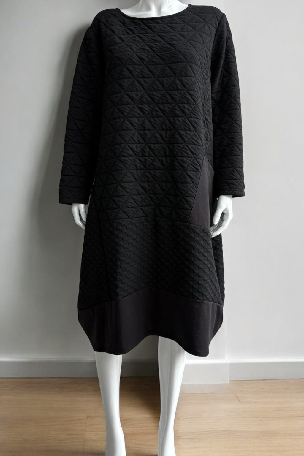 Quilted Black Midi Cocoon Dress Partywear