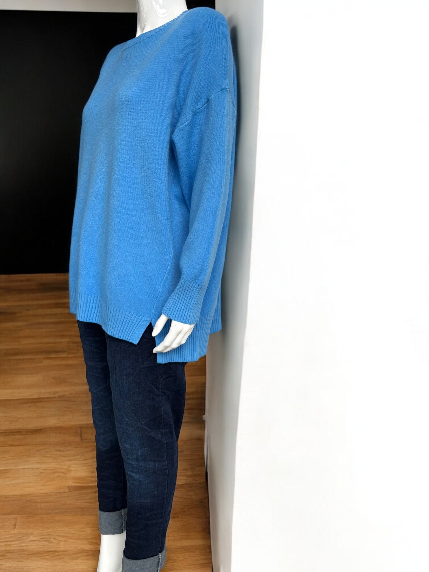 Made in Italy Soft Knit Split Hem Jumper