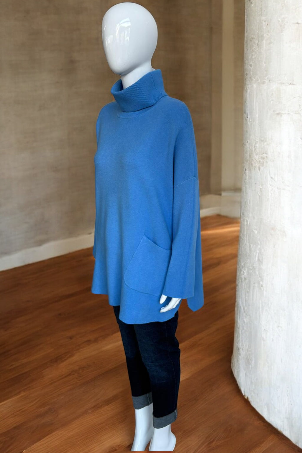 Made in Italy Polo Neck Split Hem Jumper