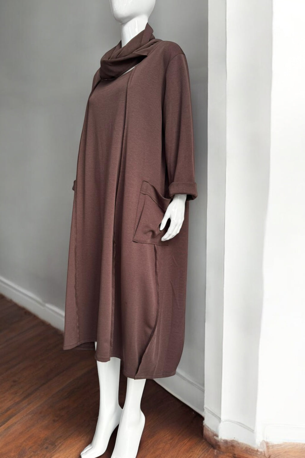 Oversized Long-Sleeve Casual Midi Dress with Cowl Neck