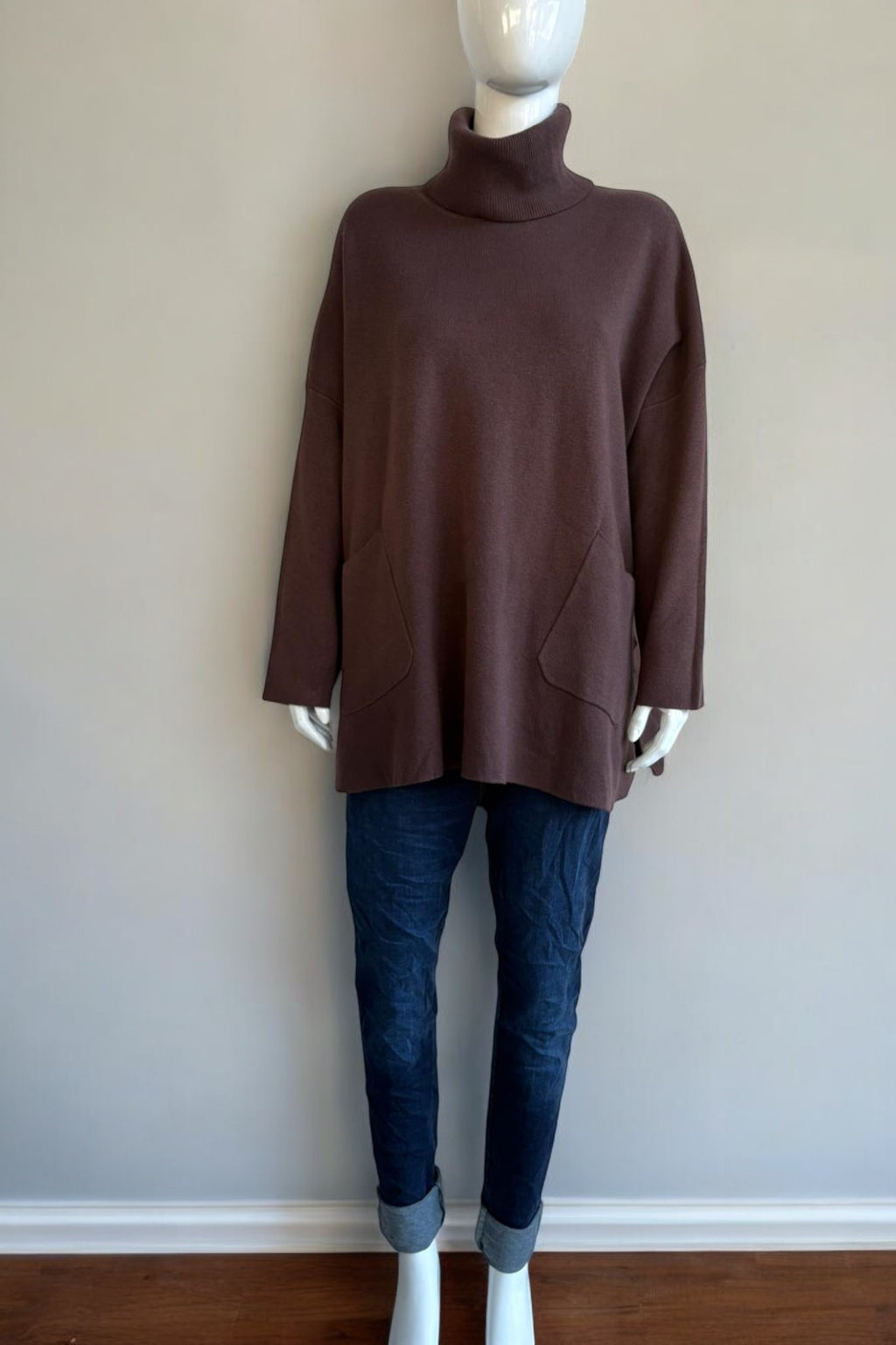 Made in Italy Polo Neck Split Hem Jumper