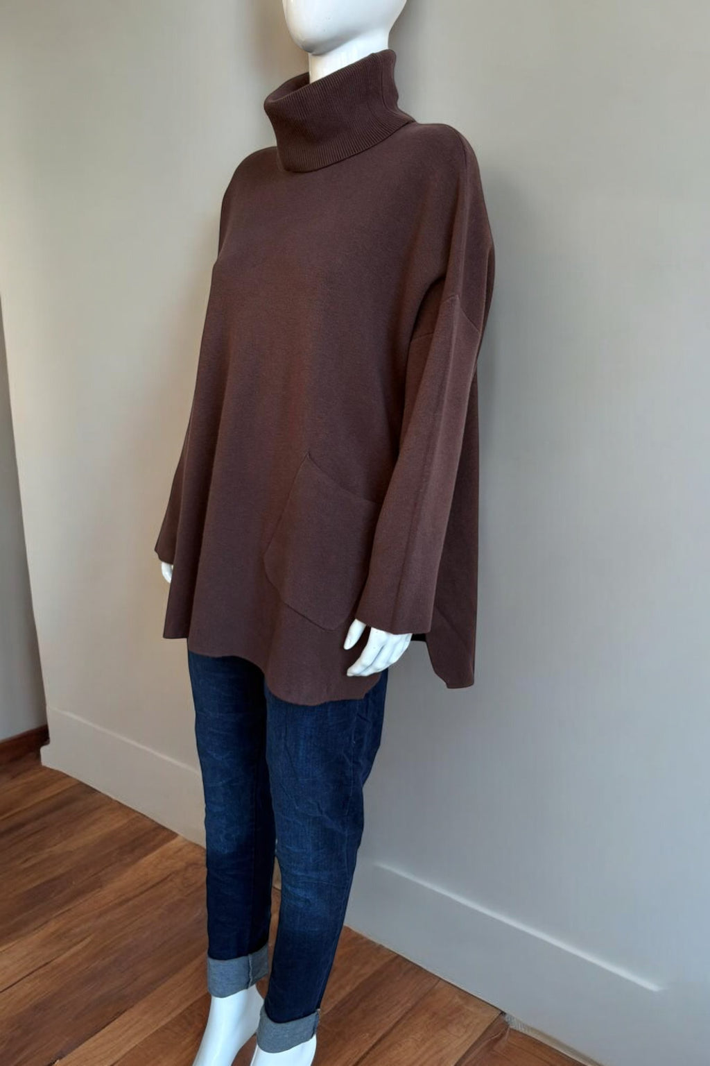 Made in Italy Polo Neck Split Hem Jumper