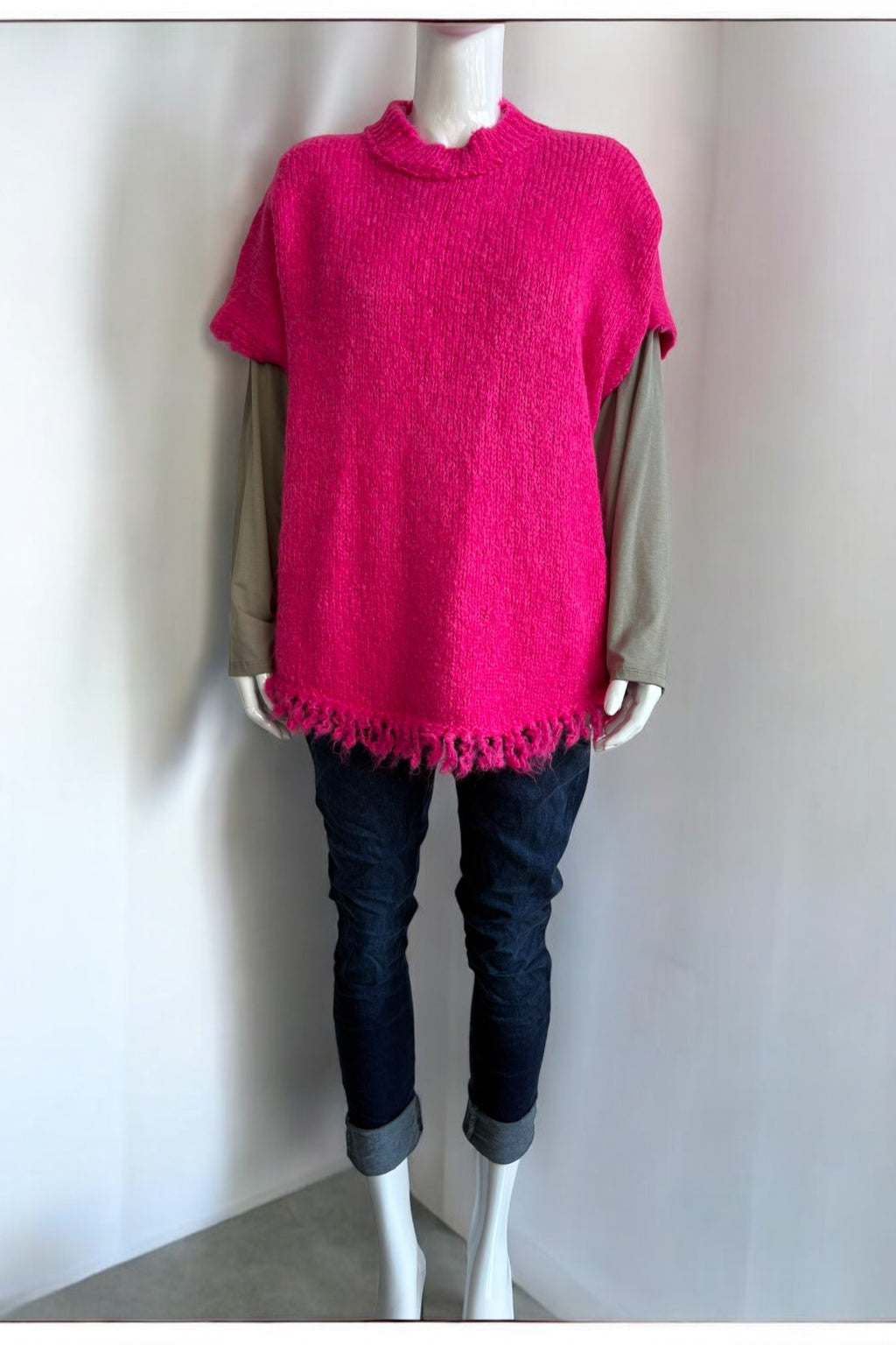 Wool Sleeveless Knitted Tassel Jumper