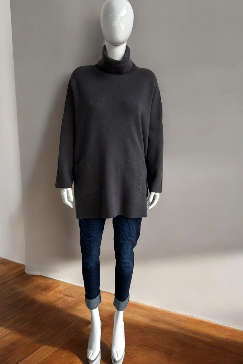 Made in Italy Polo Neck Split Hem Jumper