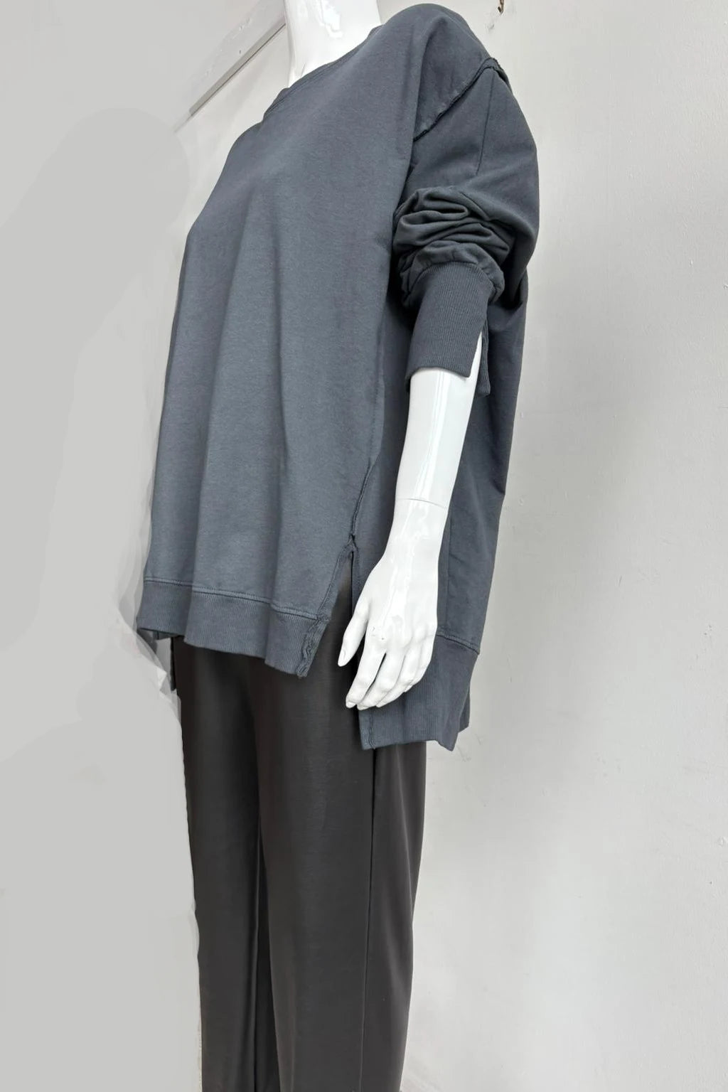 Made in Italy Split Hem Sweat Lagenlook