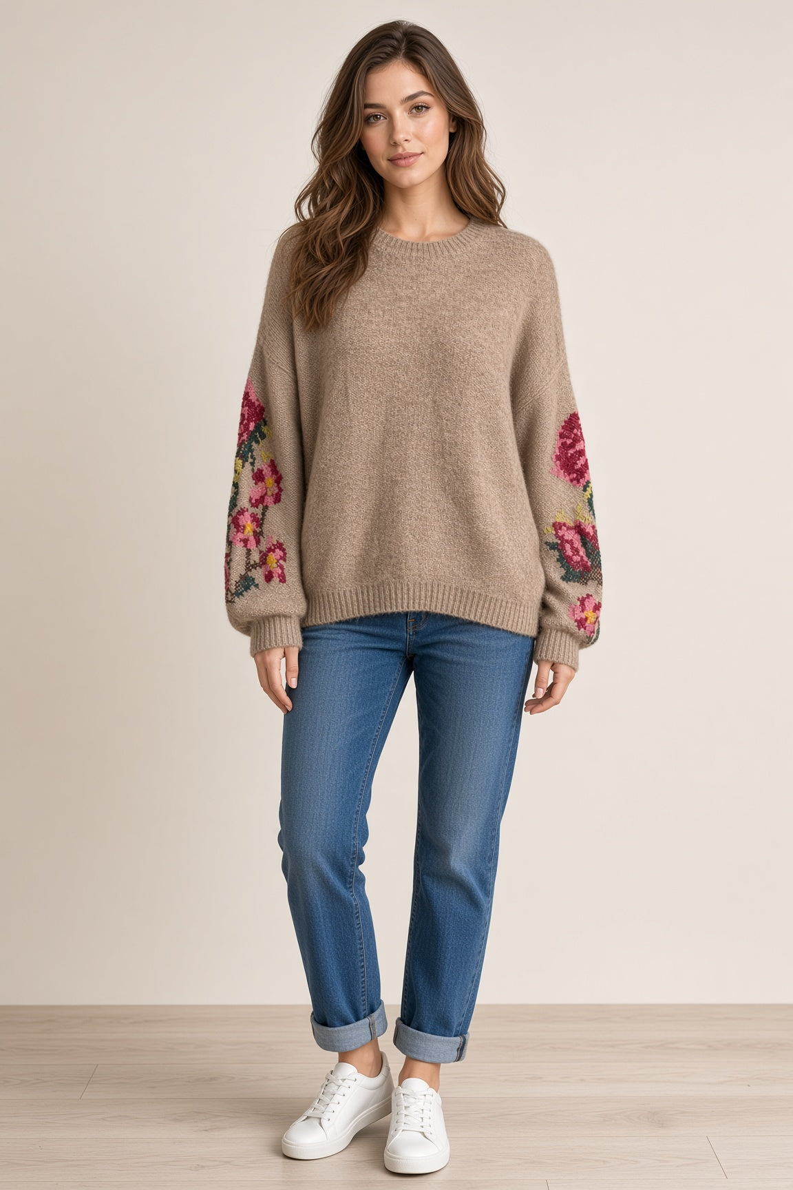 Zetaotto Embroided Sleeve Jumper