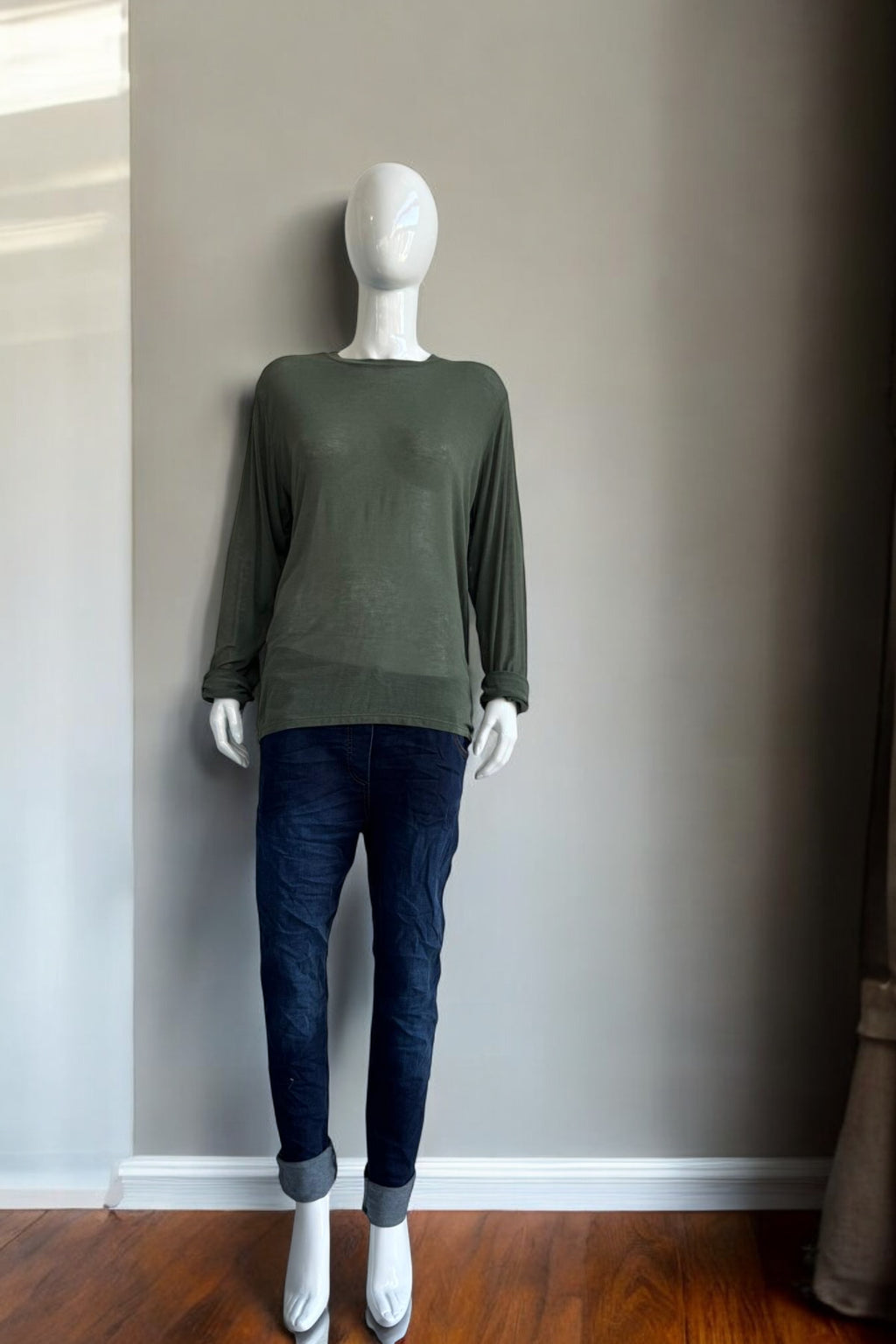 Cashmere Fine Knit Long Sleeve Top