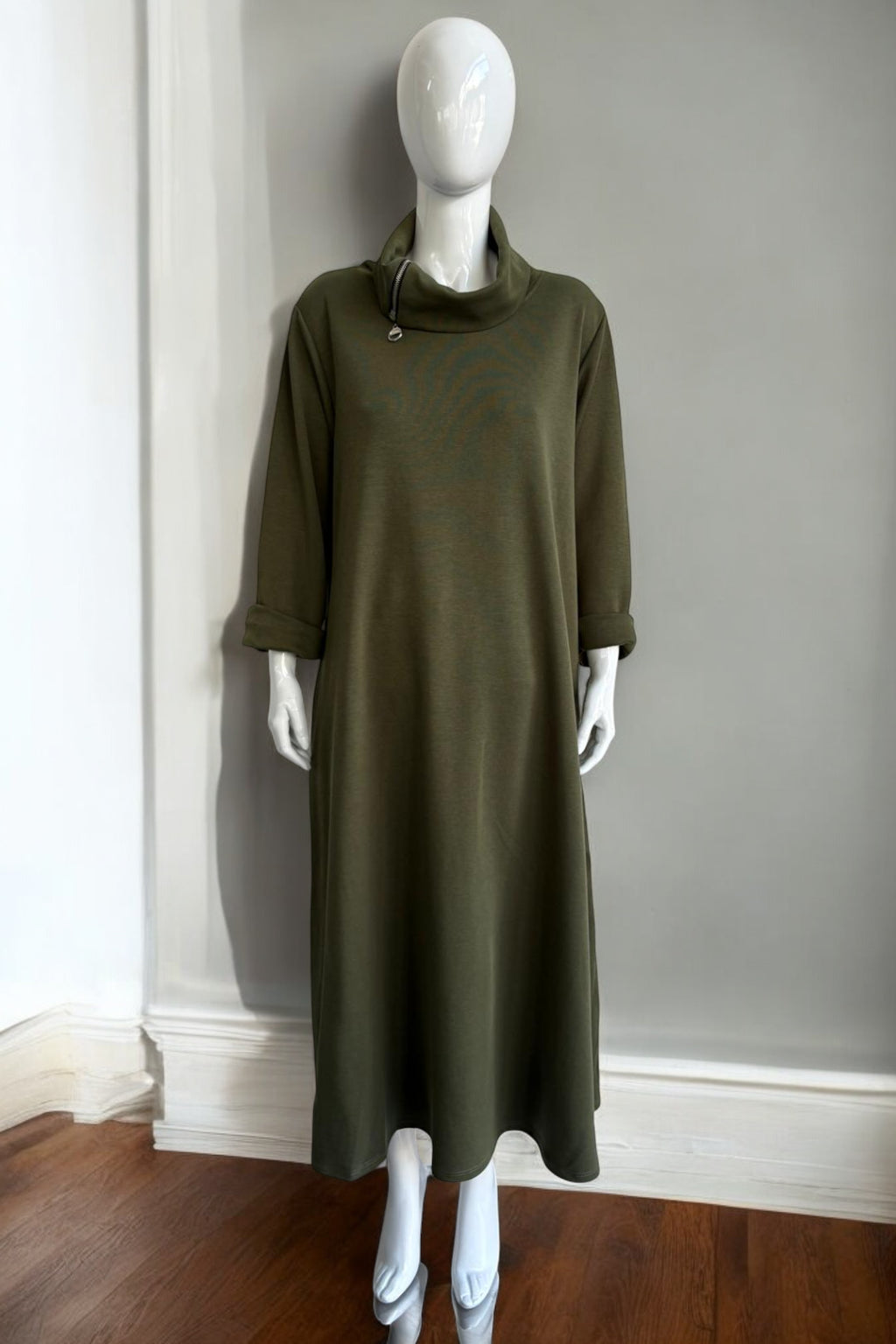Made in Italy Long Relaxed-Fit Cowl Neck Dress