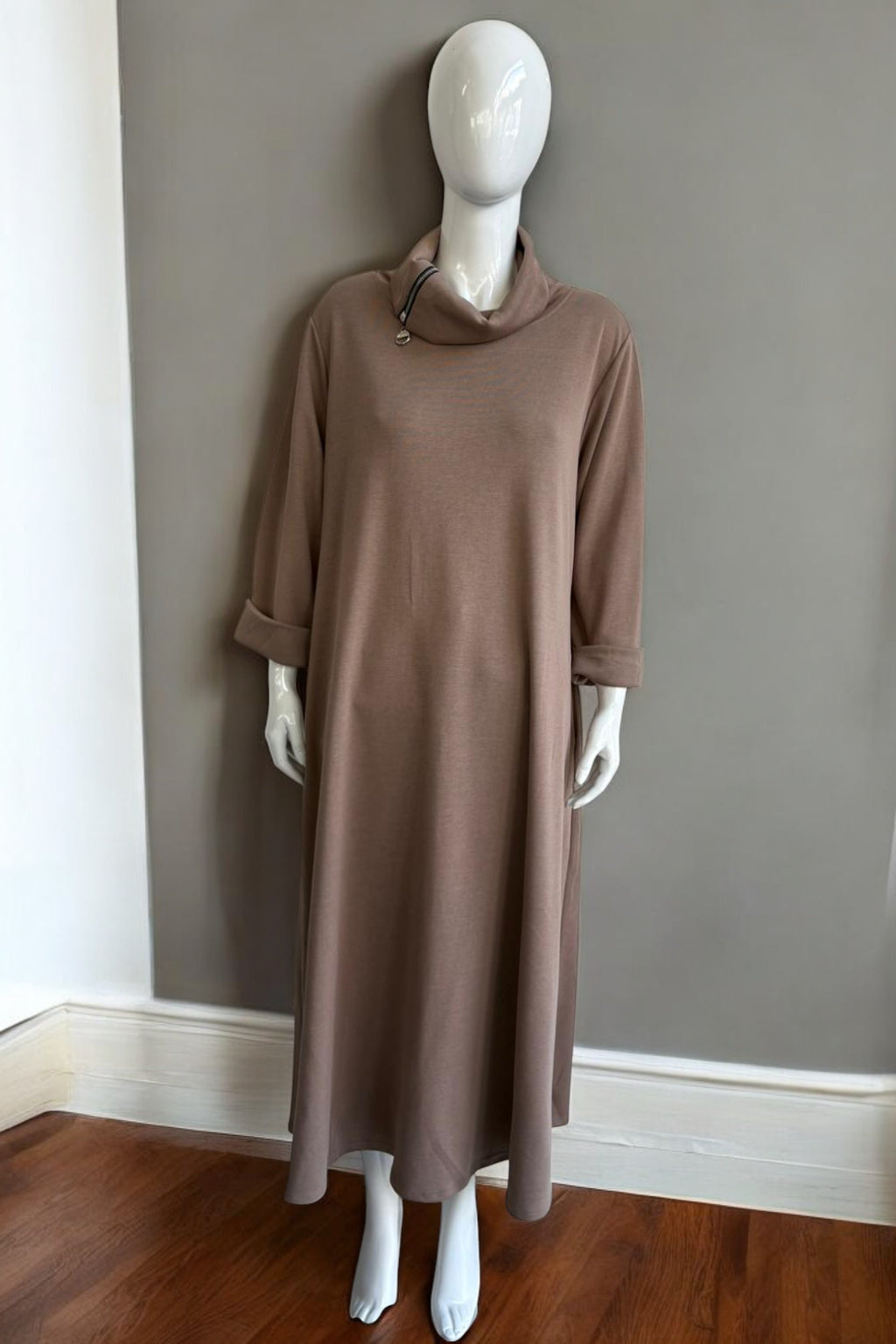Made in Italy Long Relaxed-Fit Cowl Neck Dress