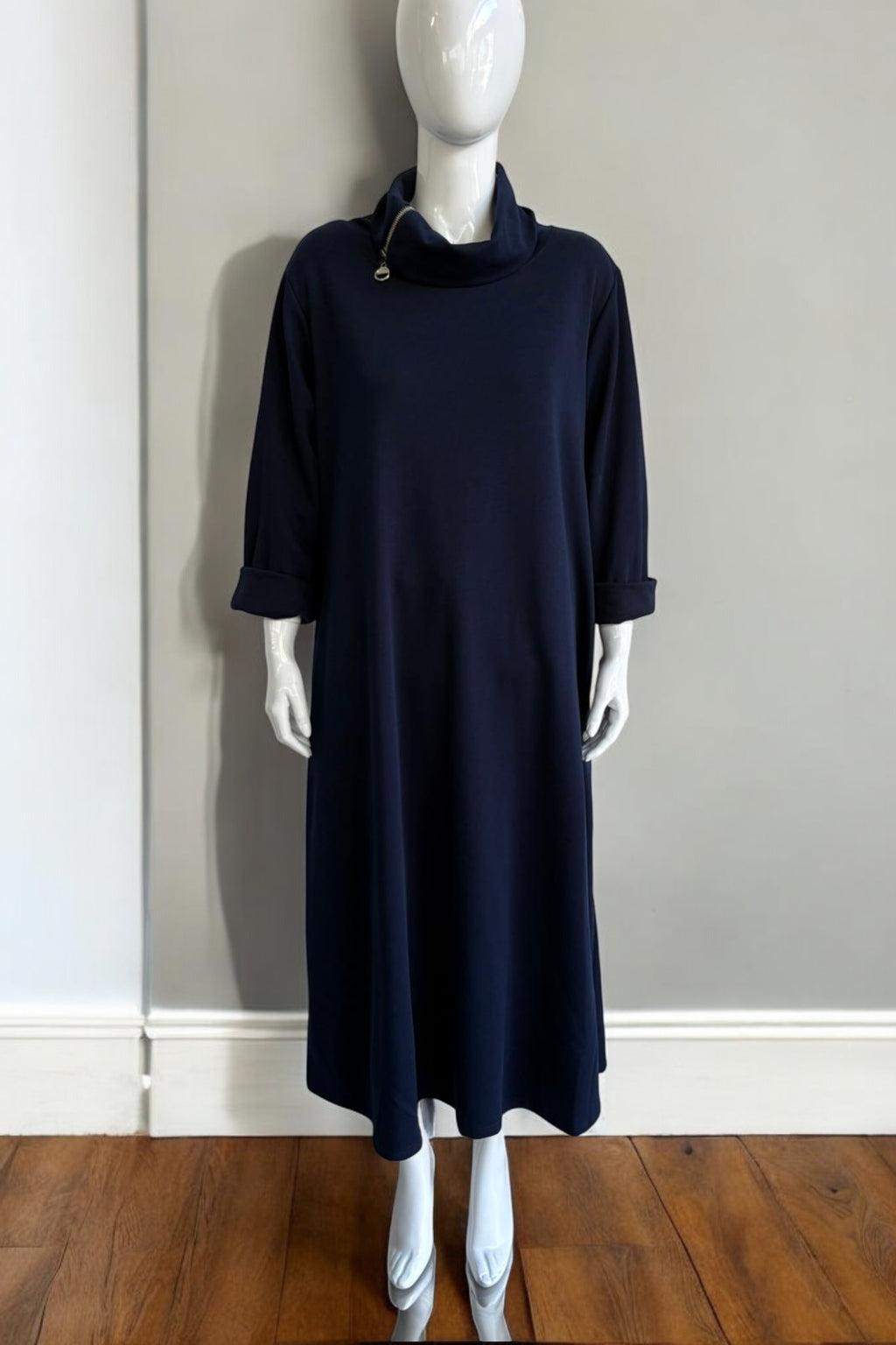 Made in Italy Long Relaxed-Fit Cowl Neck Dress