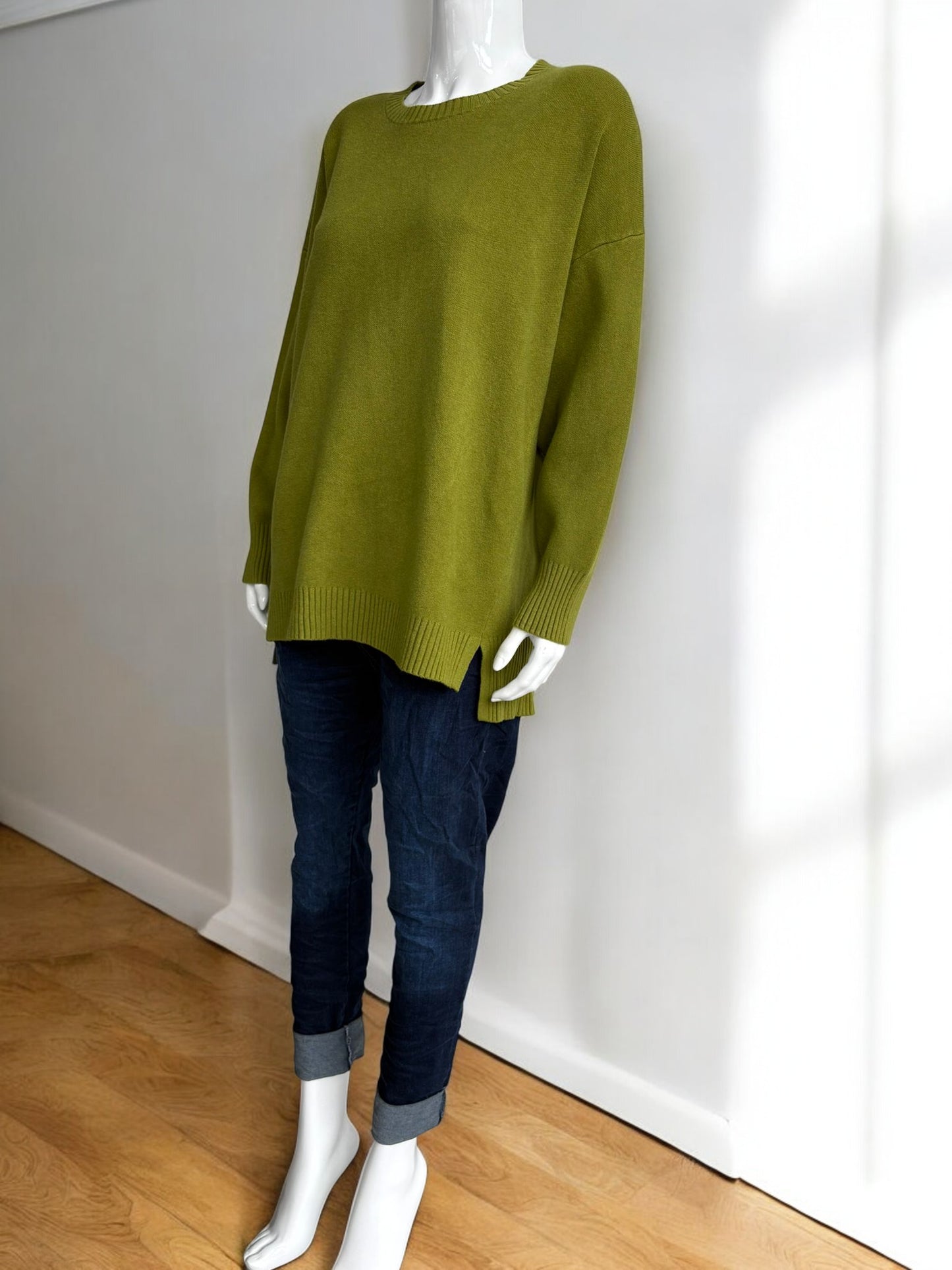 Made in Italy Soft Knit Split Hem Jumper