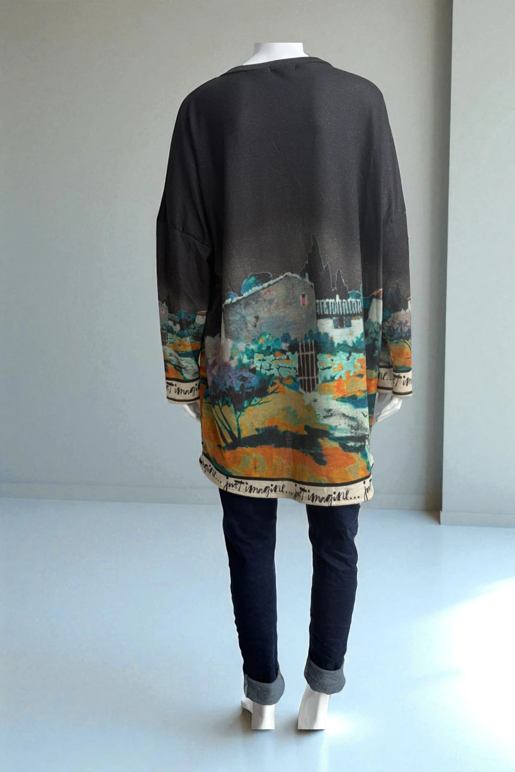 Made in Italy V Neck Print Top