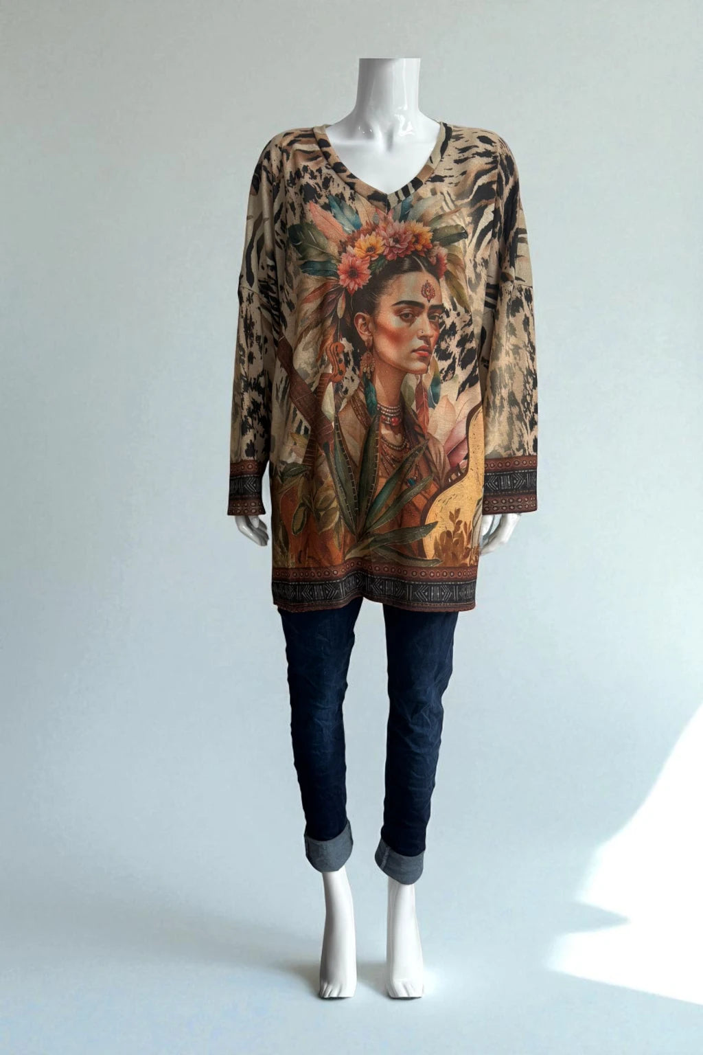 Made in Italy V Neck Print Top