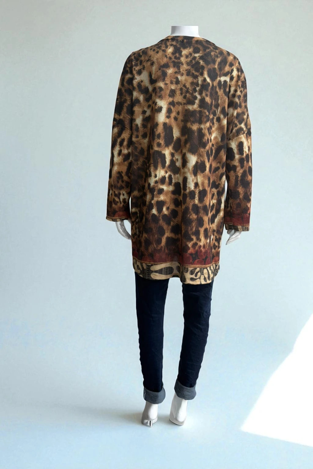 Made in Italy V Neck Print Top