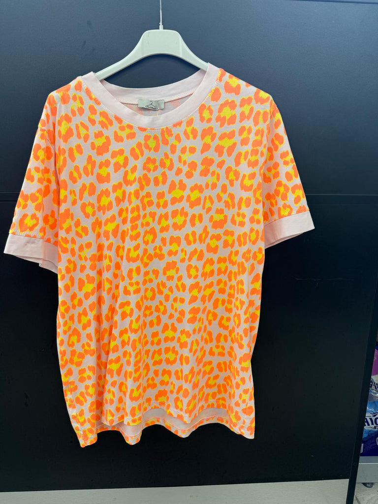 Made in Italy Leopard Print Tee Neon