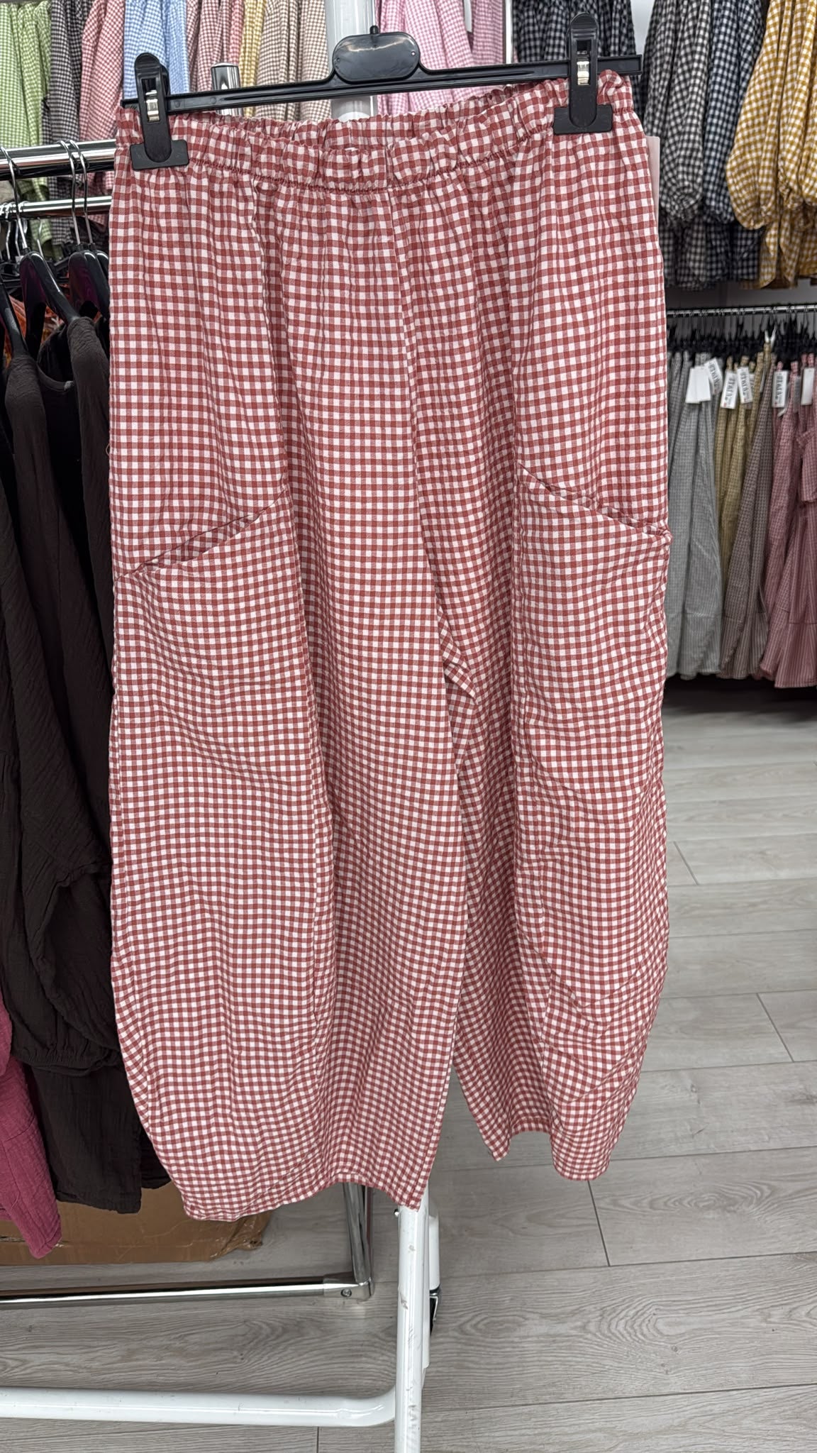 Gingham Barrel Leg Pant