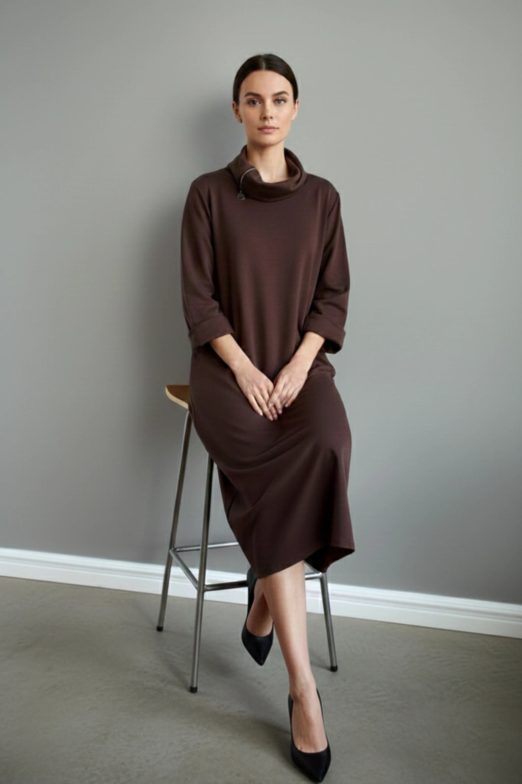 Made in Italy Long Relaxed-Fit Cowl Neck Dress
