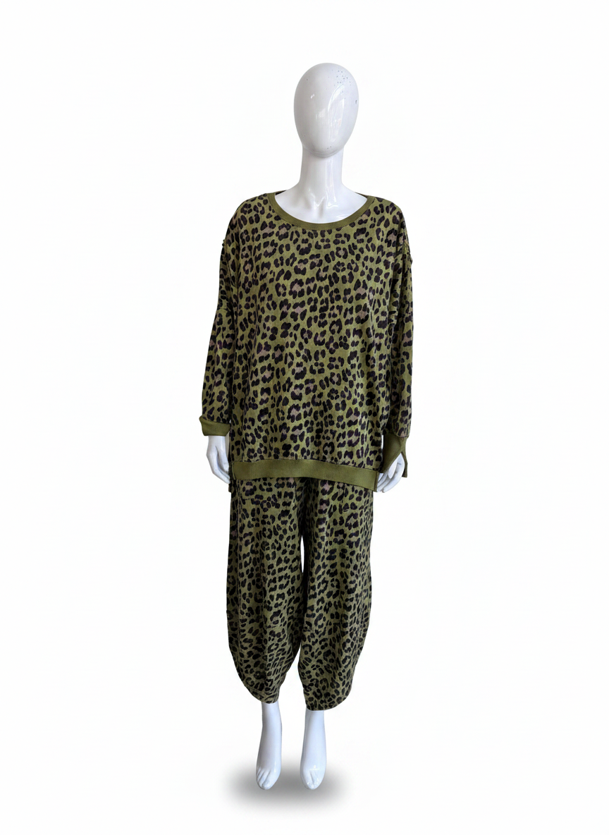 Made in Italy Leopard Print Sweatshirt