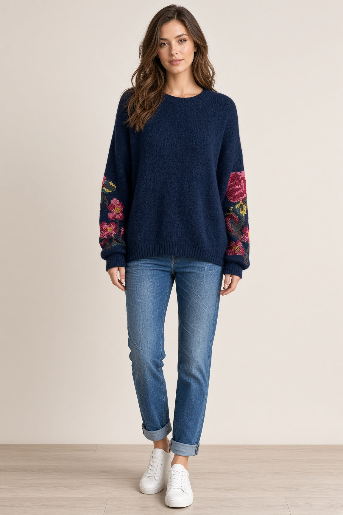 Zetaotto Embroided Sleeve Jumper