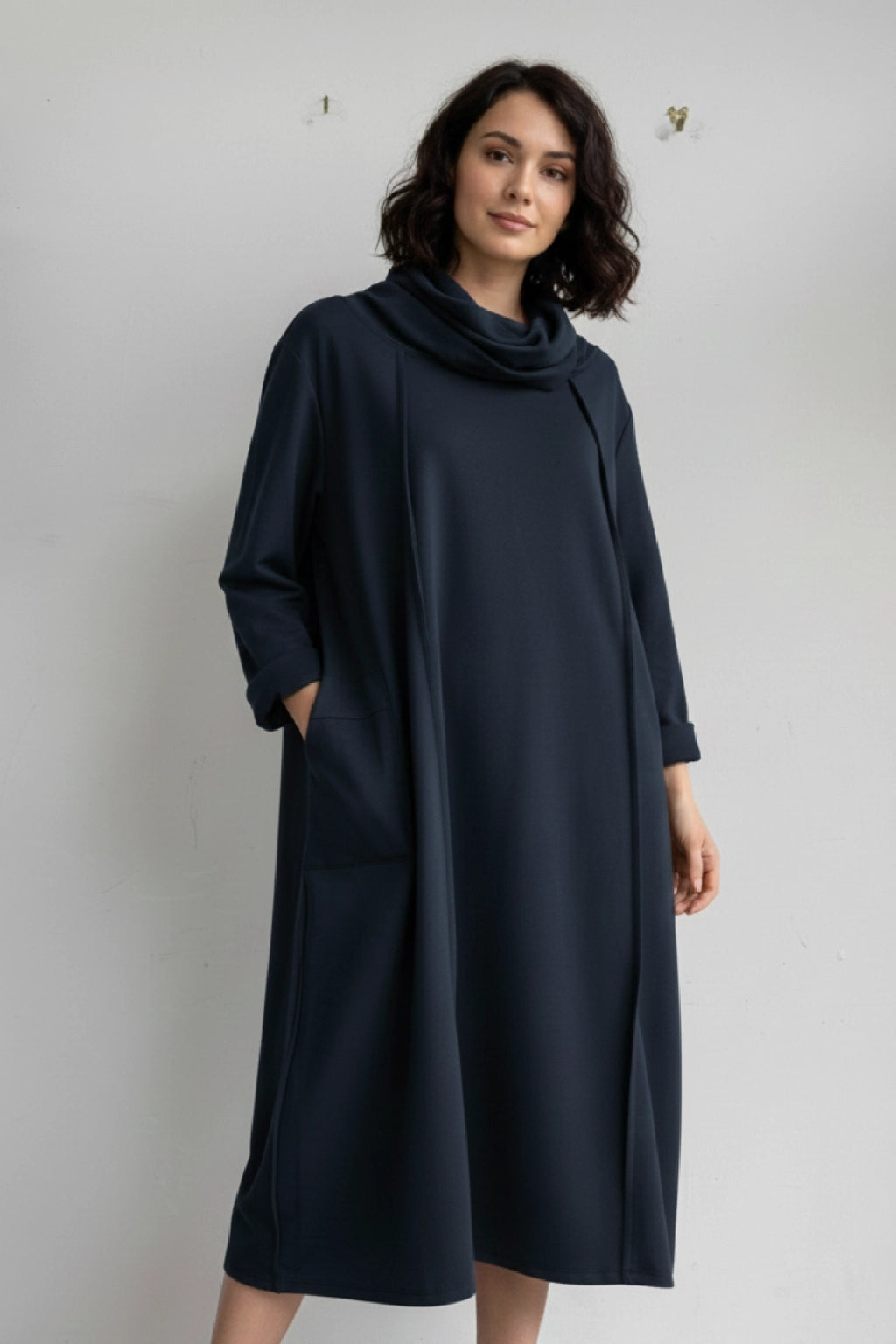 Oversized Long-Sleeve Casual Midi Dress with Cowl Neck