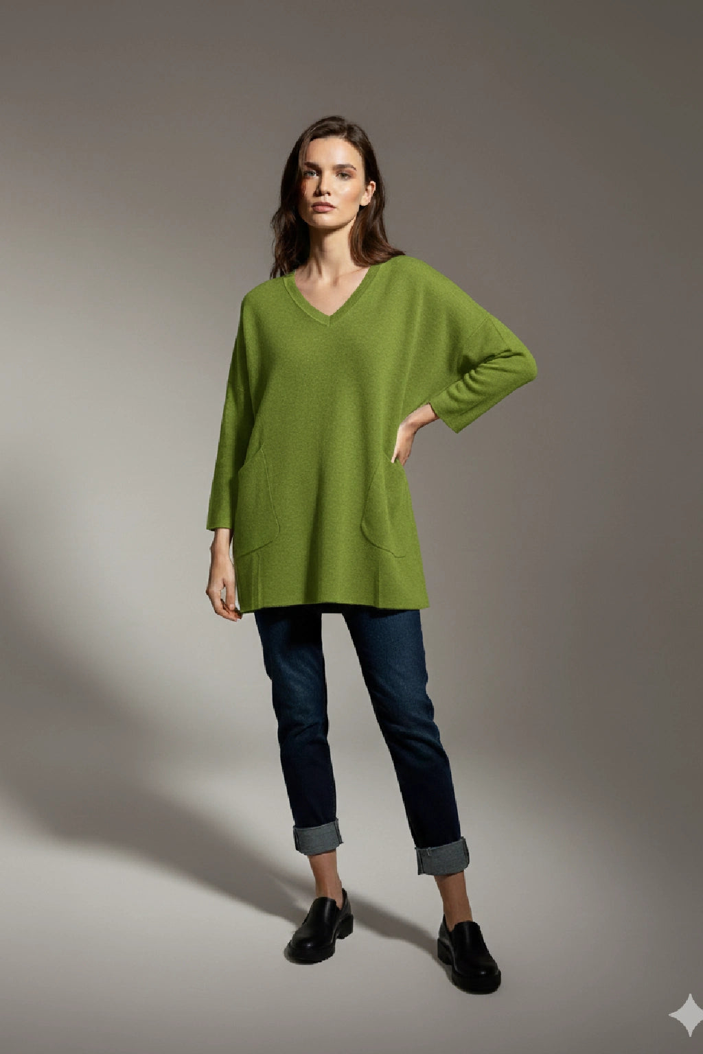 Women's Oversized V-Neck Jumper with Front Pockets