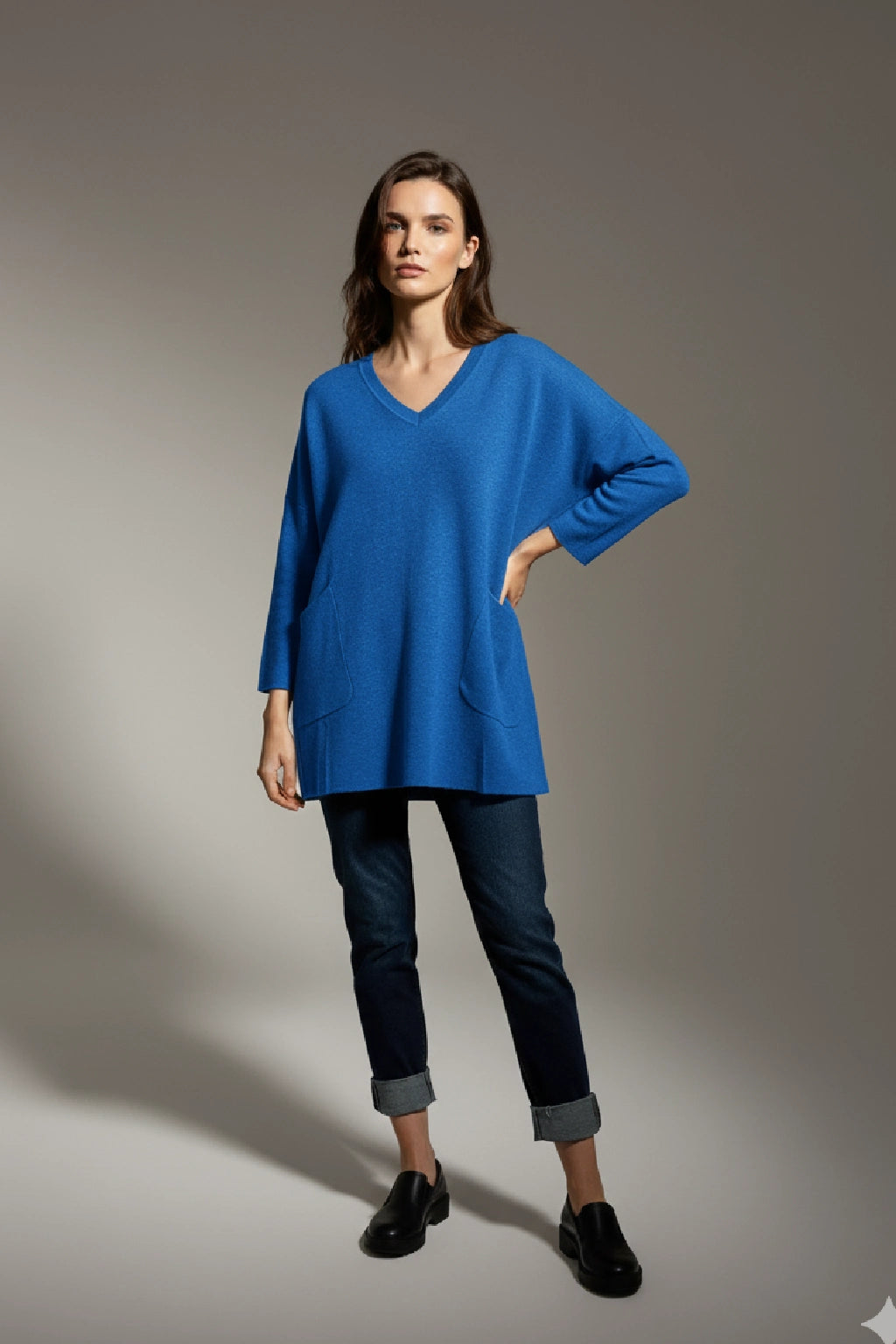 Women's Oversized V-Neck Jumper with Front Pockets