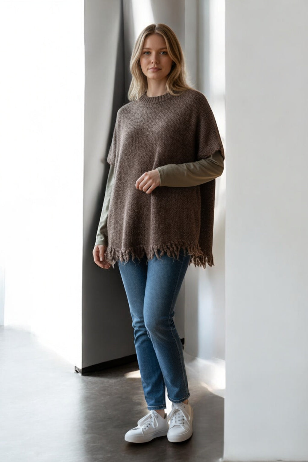 Wool Sleeveless Knitted Tassel Jumper